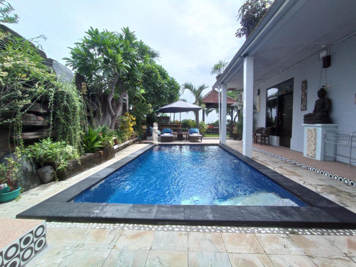 Khrisna Sunrise Homestay Tulamben Bagian luar foto
