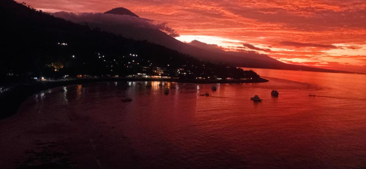 Khrisna Sunrise Homestay Tulamben Bagian luar foto