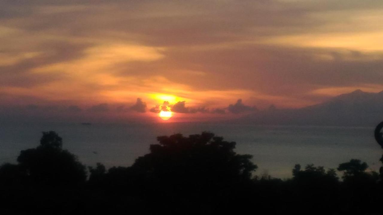 Khrisna Sunrise Homestay Tulamben Bagian luar foto