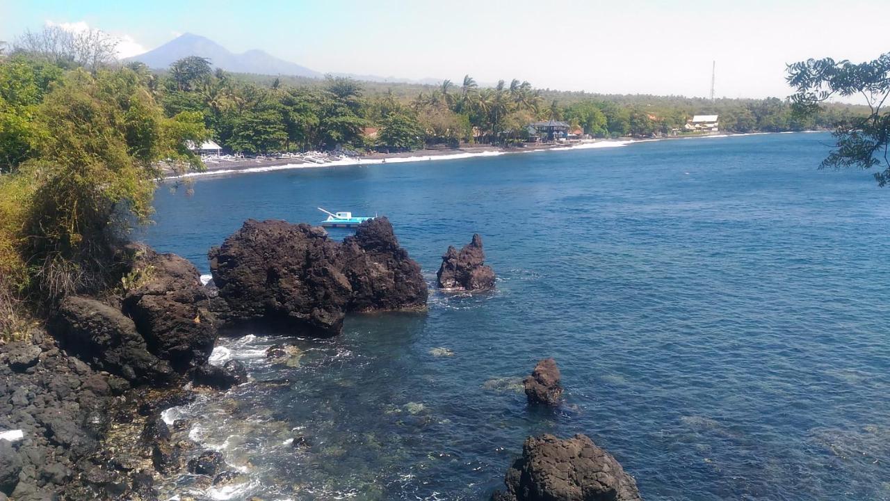 Khrisna Sunrise Homestay Tulamben Bagian luar foto