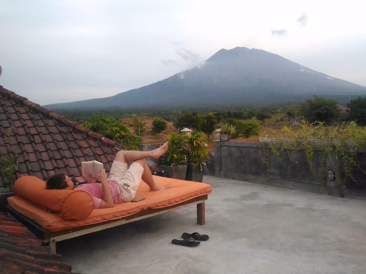 Khrisna Sunrise Homestay Tulamben Bagian luar foto